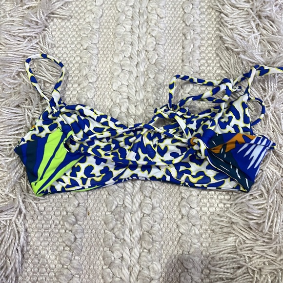 Reversible underwire bikini top size XS - Picture 4 of 4